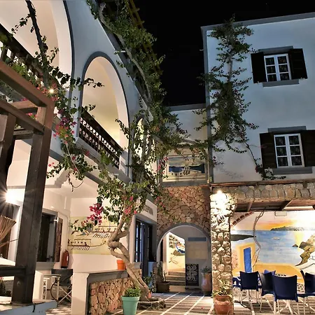 Kafouros Hotel 2*